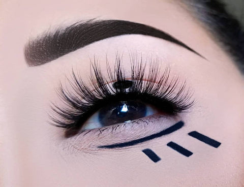 Mongolian Silk Eyelashes - SHOW STOPPER